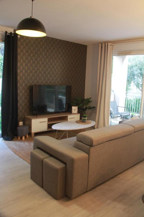 ניס La Villa Ondine - Spacieux Appartement Sur Les Collines Nicoises - Piscine - 2 Parkings - Clim - Wifi מראה חיצוני תמונה